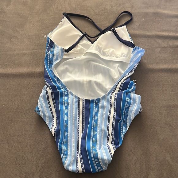 LEMLEM Eshal Ballet one piece swimsuit - Picture 6 of 6